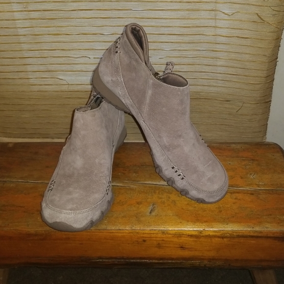 skechers bikers zippiest ankle boots